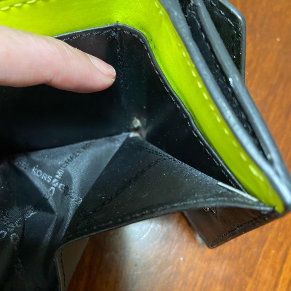 Neon & Black MK wallet - Picture 5 of 5